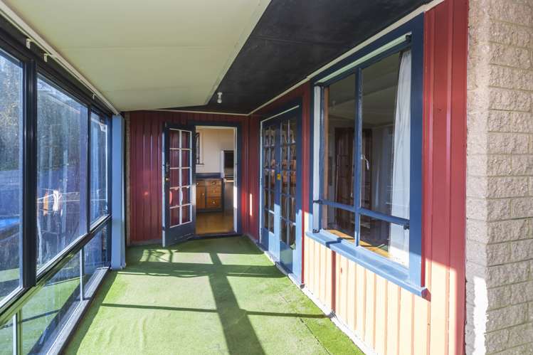 8 Erewhon Terrace Hillsborough_12