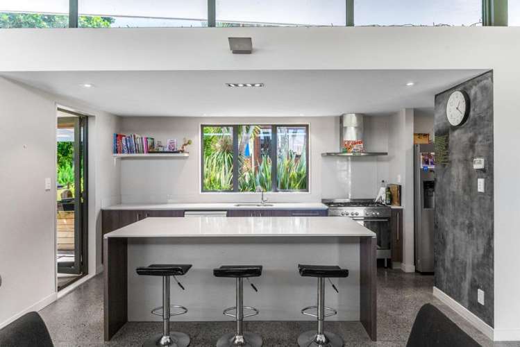 2/36 Penney Avenue 10044_8