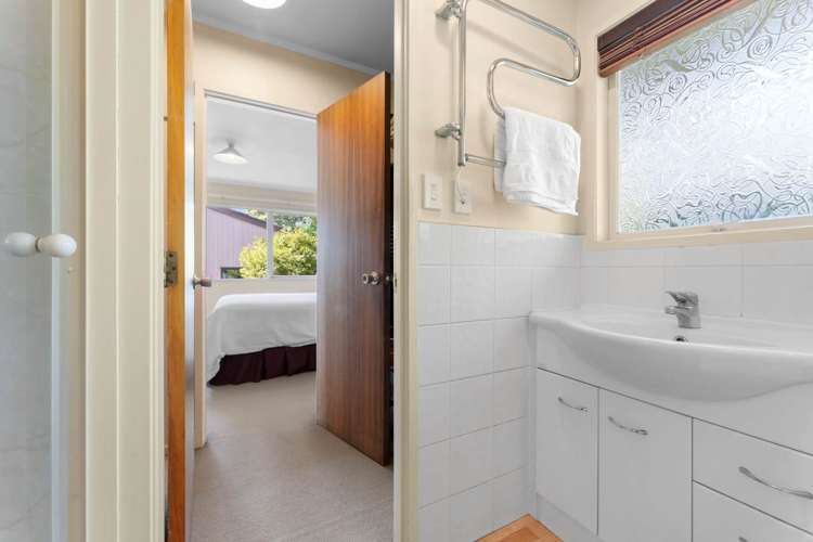 47 Wyoming Avenue Murrays Bay_14