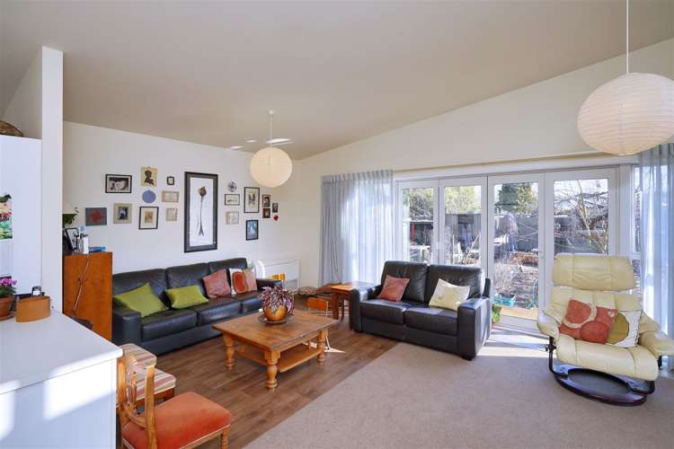 16 Ferry Road Woodend_7