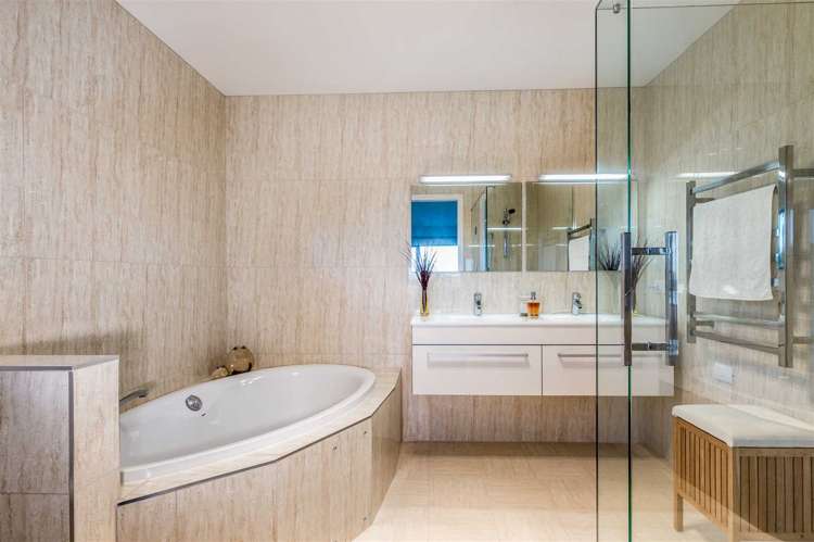 201 Whangaparaoa Road Red Beach_8