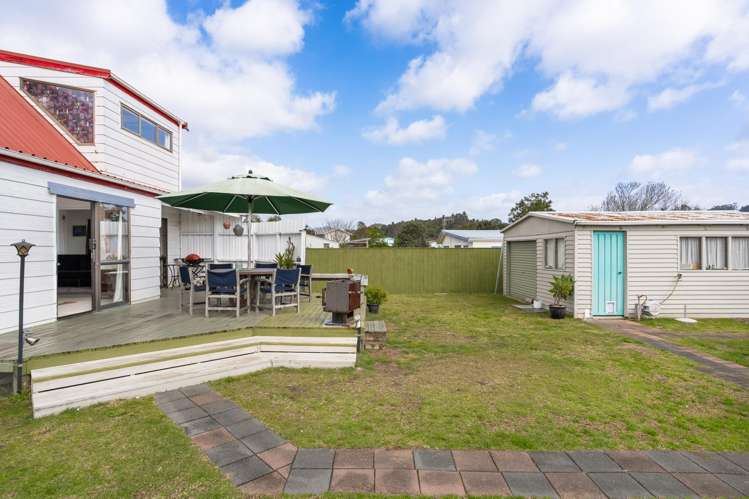 111 Weka Street Whangamata_21