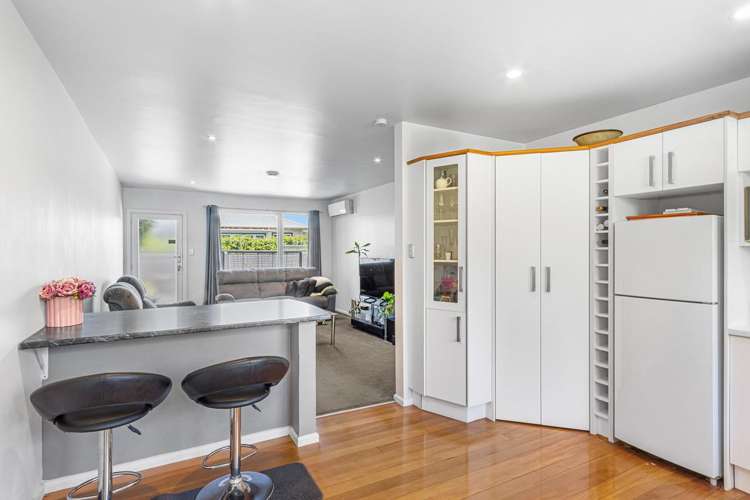 2/103 St Albans Street Saint Albans_5