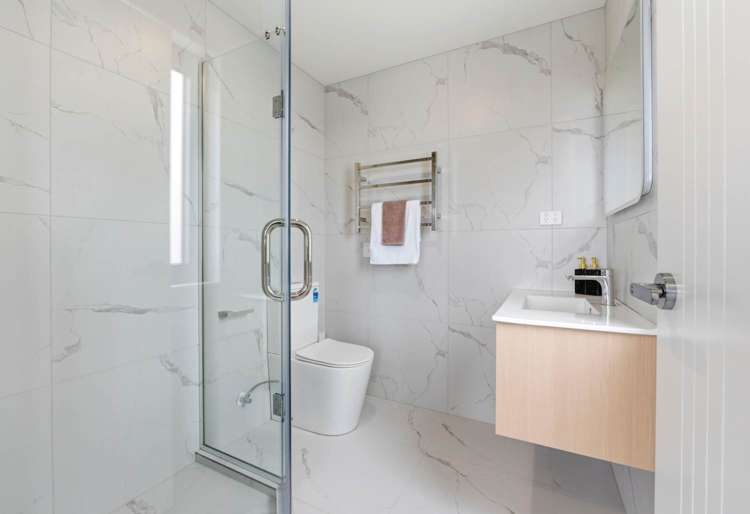 88A Bradbury Road Botany Downs_6