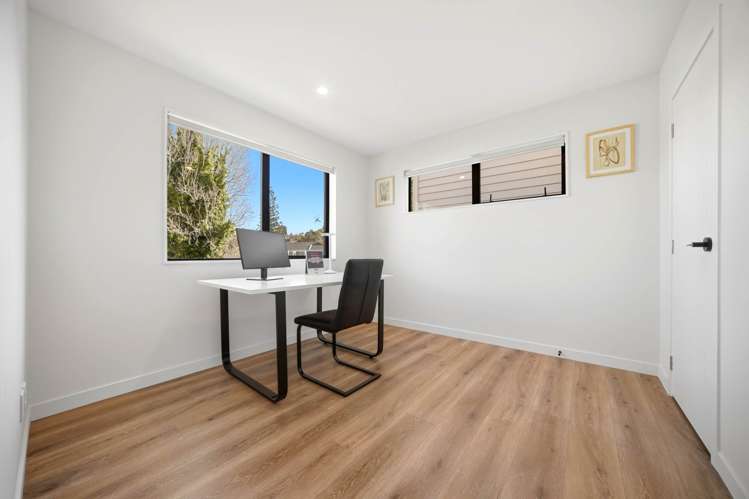57E Hogans Road Glenfield_13