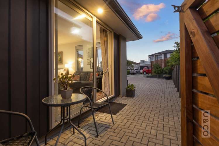 11 Canoe Lane Riverhead_35