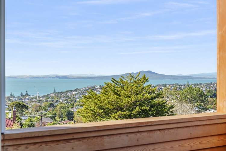 451 East Coast Road Murrays Bay_31