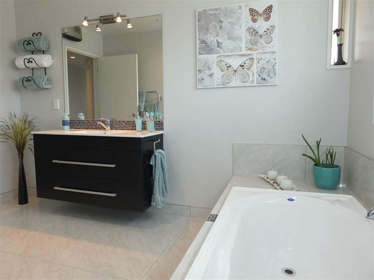 54 Temple Crescent Gleniti_11