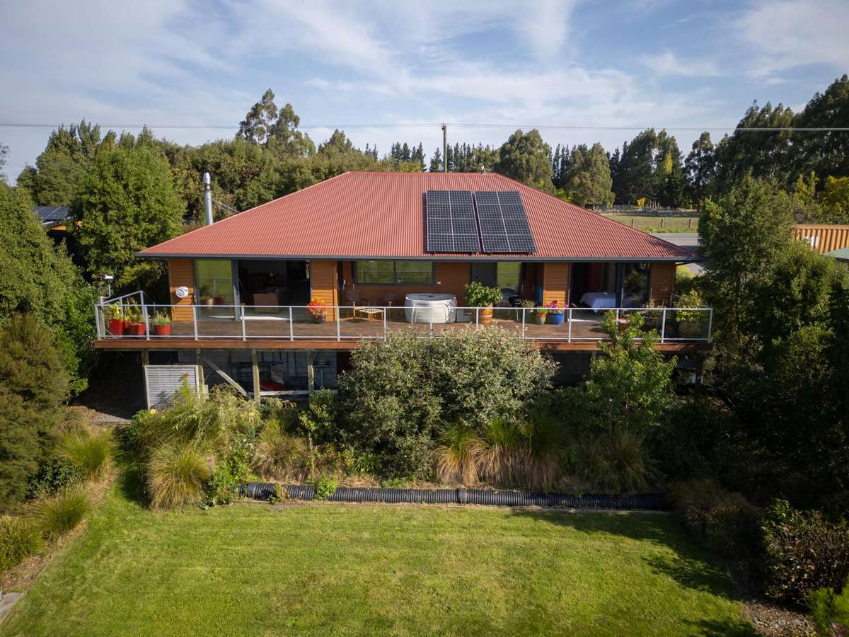 1806 Cust Road_2