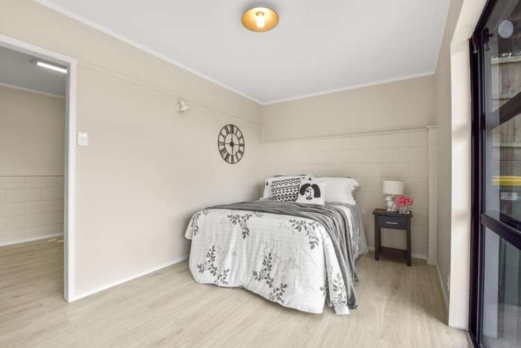 47 Amorino Drive Red Beach_22