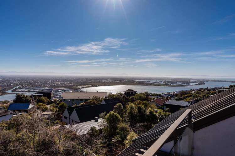227 Cannon Hill Crescent Mt Pleasant_15