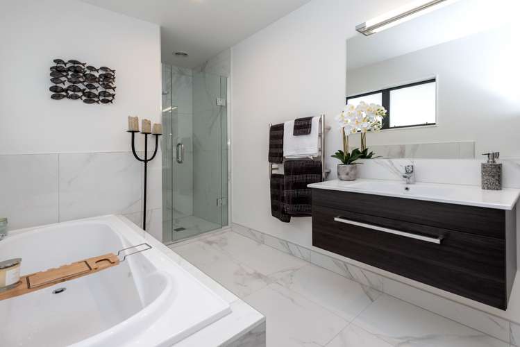 14 Quarters Lane Beachlands_15