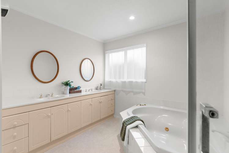 19 Abingdon Court Avonhead_13