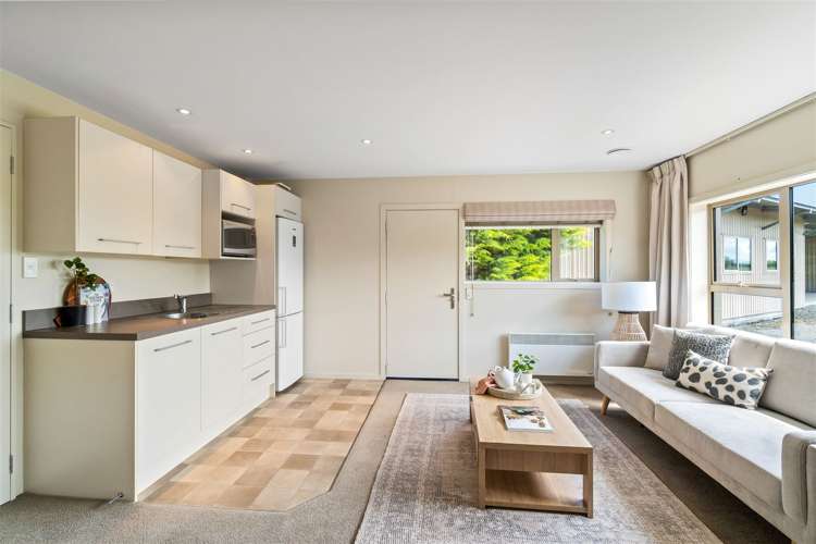 412 Birchs Road Lincoln_14