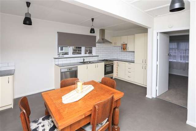 78 East Street Enderley_4