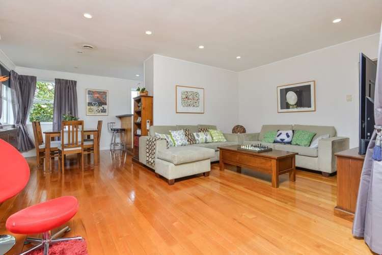 2 Pennycook Place Sunnyhills_10