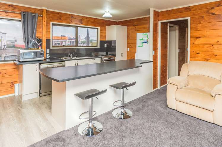 4 Cross Street Castlecliff_7