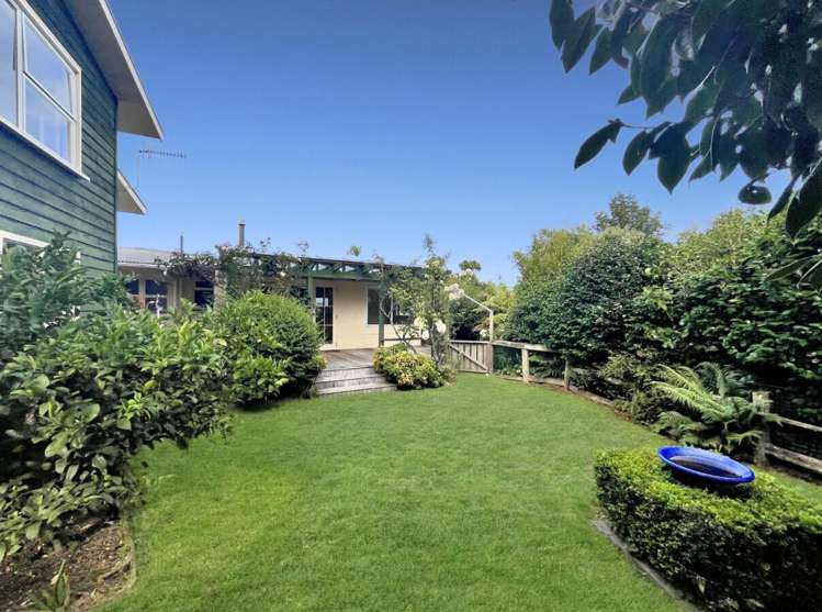 64 Chesham Avenue Waipahihi_28