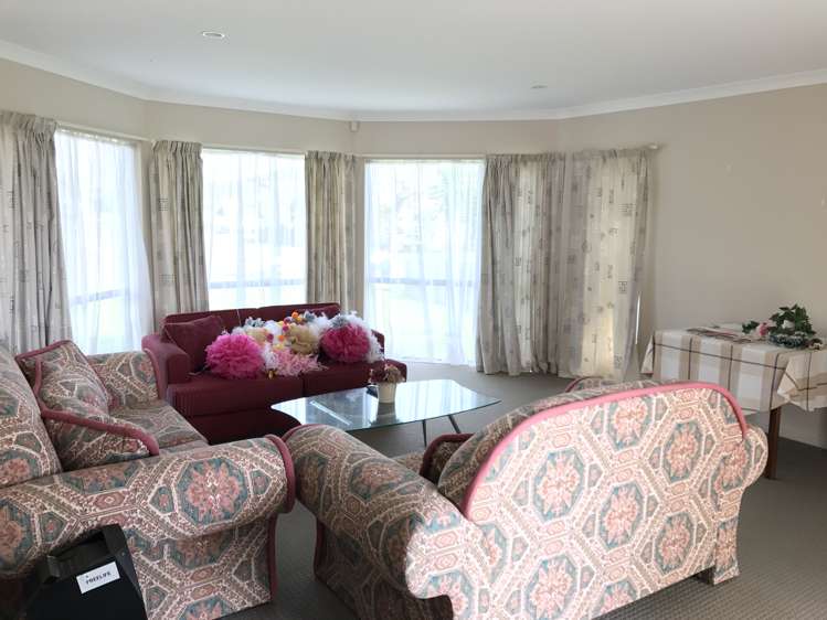 37 Constellation Avenue Beachlands_1