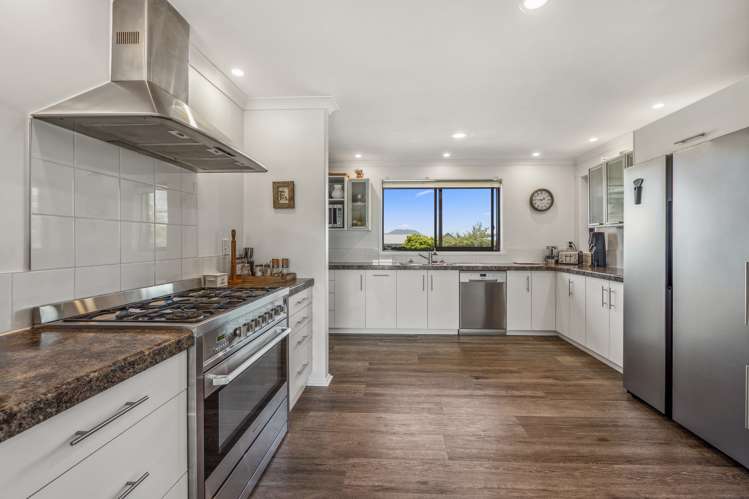 71 Loch Views Road Acacia Bay_9