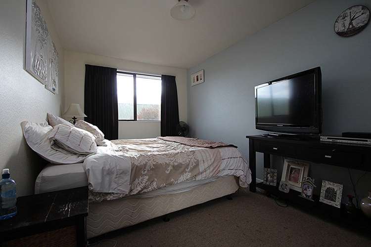 2/15 Lowry Avenue Redwood_9