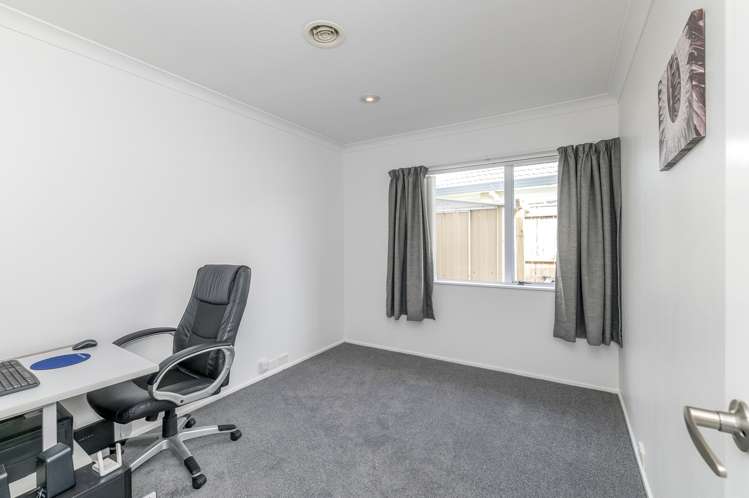 32 Easton Way Levin_13