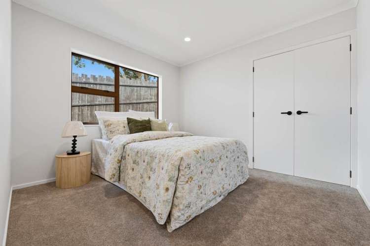 8 Caldecote Place Flat Bush_19
