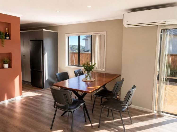 125 Fernhill Way Oteha_3