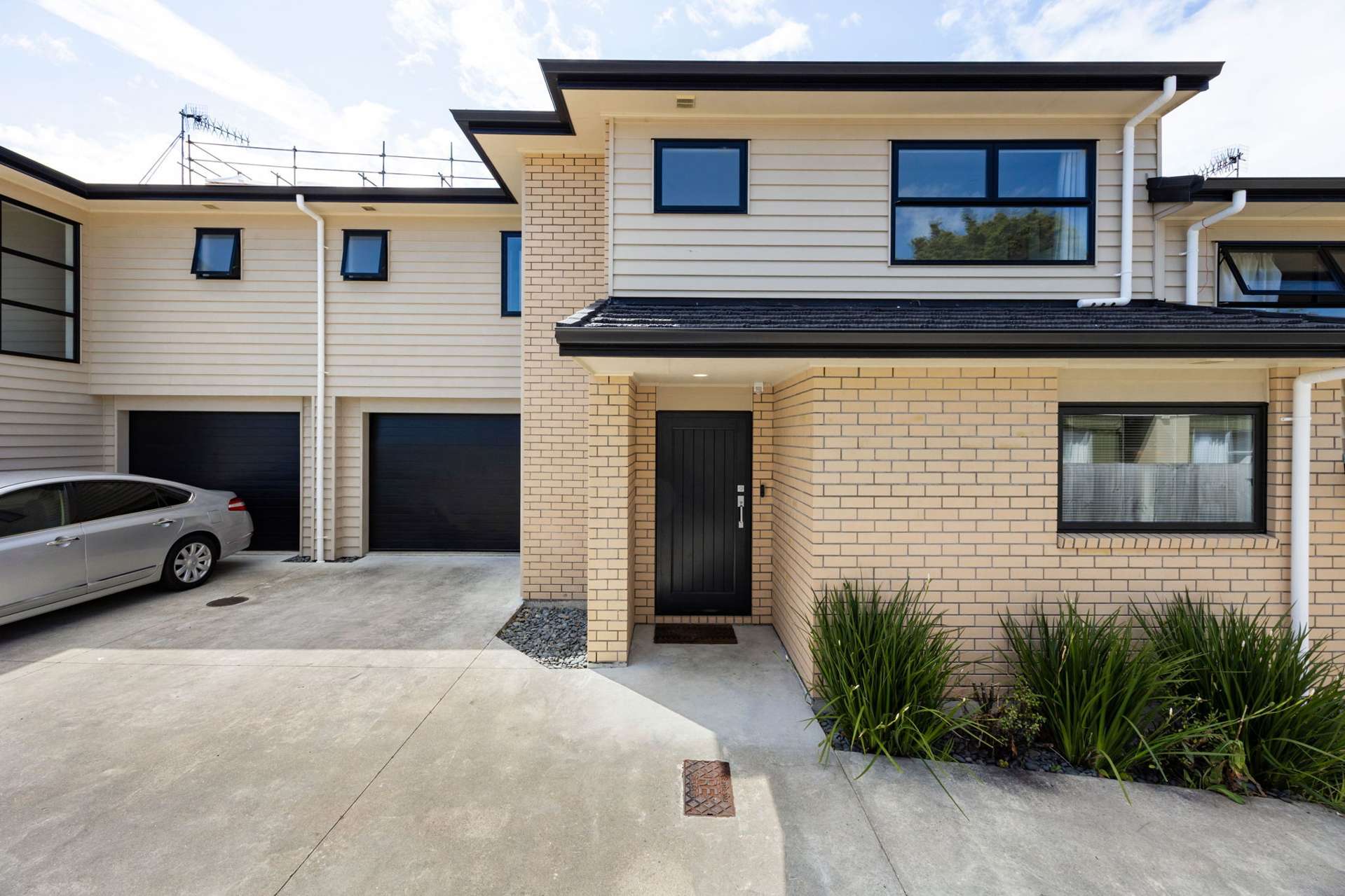 2/3 Manning Street Hamilton Central_0