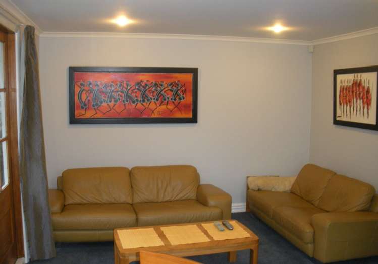 8c Somerset Avenue Newtown_4