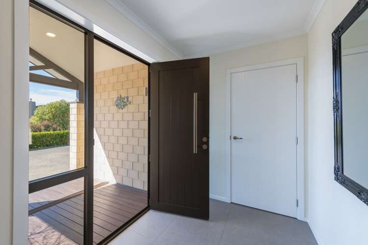 6 Concordia Drive Richmond_2