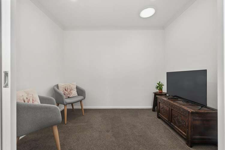 1 Greenstone Place Aotea_14