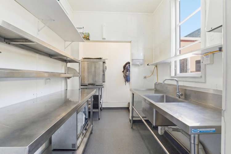 110 Great North Road St Johns Hill_13