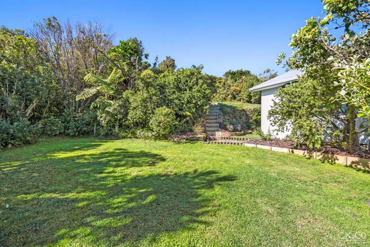 24 Titiro Moana Road Korokoro_23