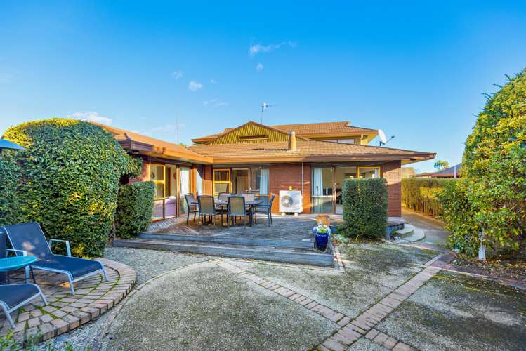 16 Exeter Street Stoke_18