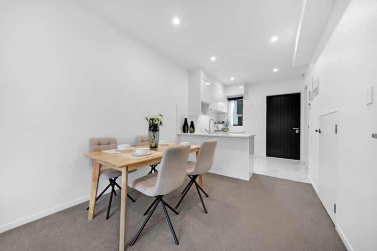 2/112 Moore Street Howick_6