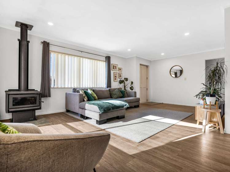 36 Mandalay Place Waiuku_9