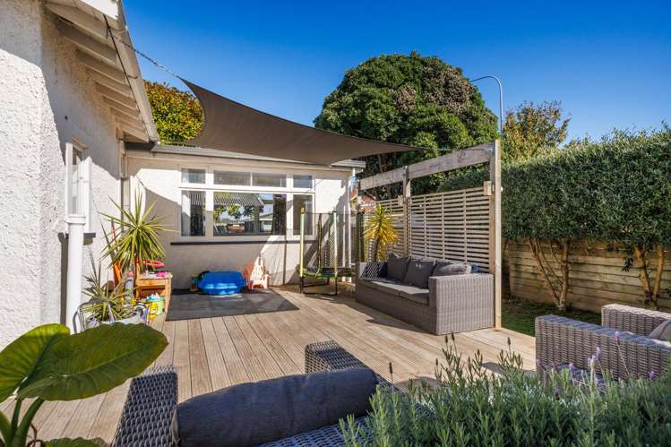 3 Saint Johns Avenue Palmerston North Central_20