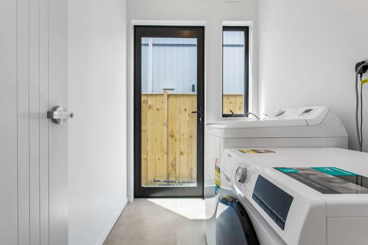 27 Hermitage Street Flat Bush_25