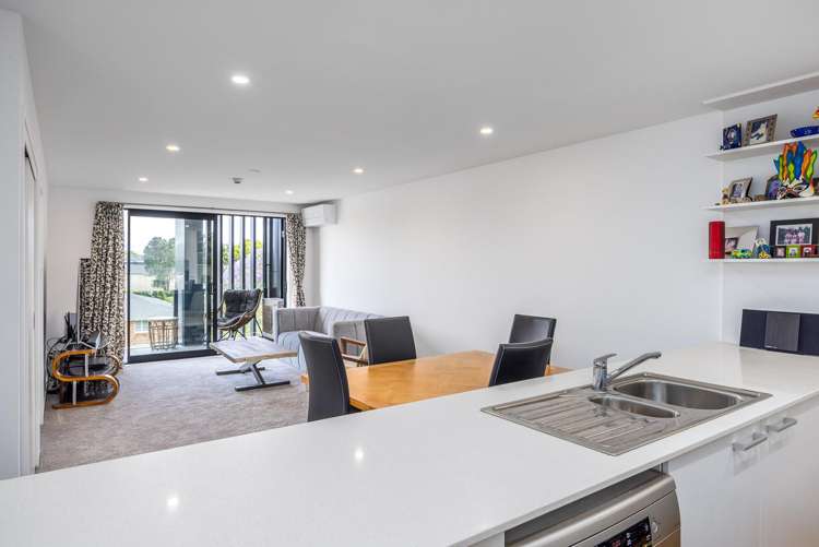 57/8 Thompson Park Road Mount Wellington_7