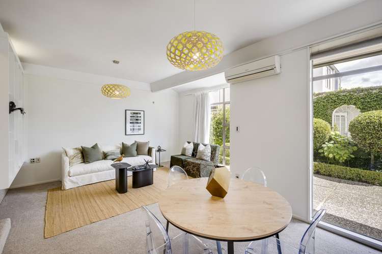 2/14 Greenwood Road Havelock North_4