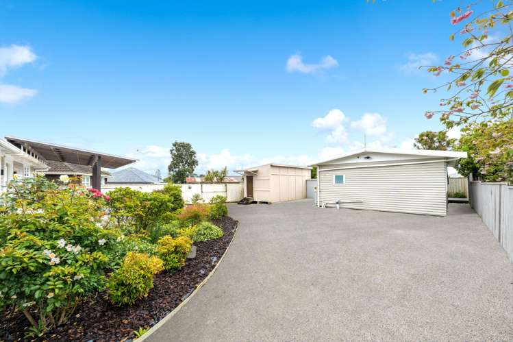 3 Glen Marine Parade Glendene_23