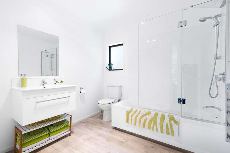 1 Maple Lane Martinborough_13