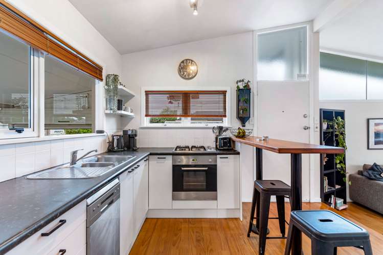 1 Frizell Street Beach Haven_8