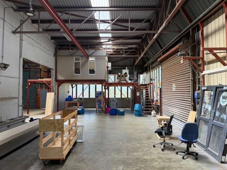 19 Parkway Wainuiomata_6