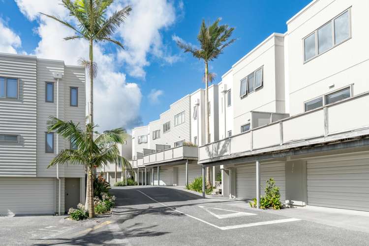 4/21 Hunters Park Drive Three Kings_13