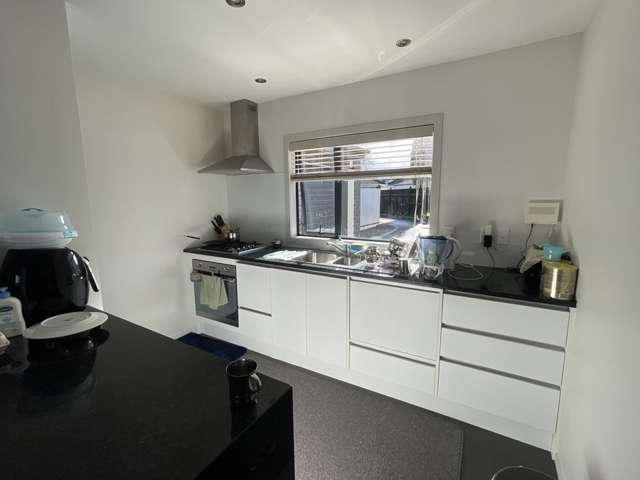 2/189 Massey St 1057_2