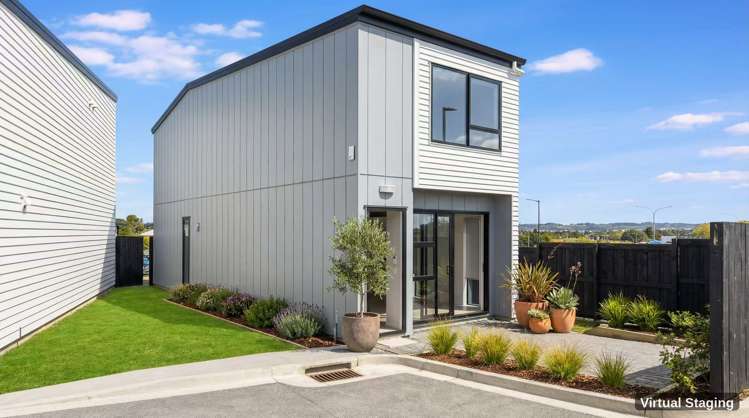 1/9 Bronzewater Drive_0