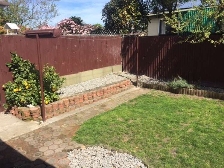 2/24 Hayton Road Wigram_3