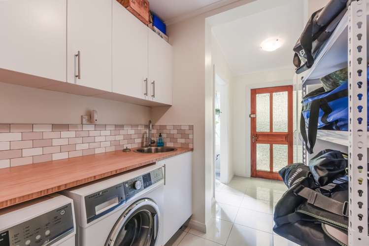 48 Devon Street Picton_12